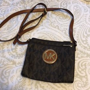 Michael Kors Fulton Crossbody